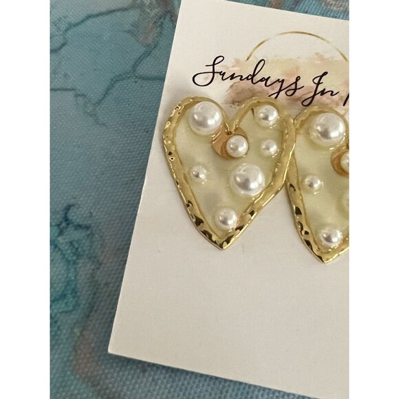 GOLD Tone Pearlized Love Valentine Statement Earrings NEW - Picture 3 of 4
